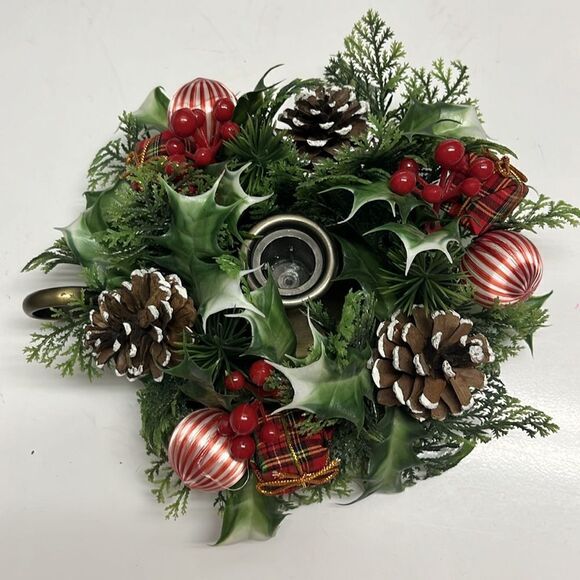 Metal Vintage Candlestick Holder Glass Etched Votive with Christmas Floral Ring - Picture 3 of 14